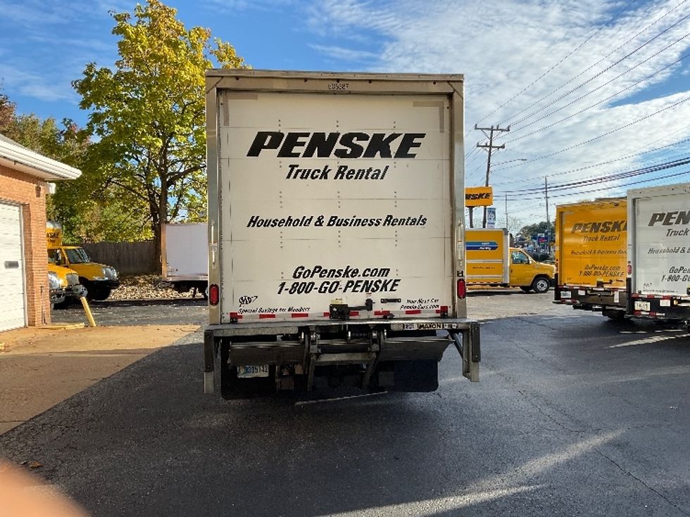 Light Duty Box Truck-Light and Medium Duty Trucks-Isuzu-2023-NPR EFI-New Castle-DE-102,413\n\t\tmiles-$ 43,000 - Image 7