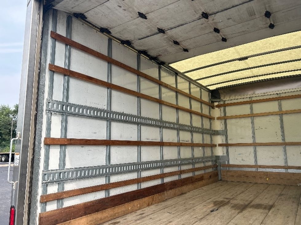 Light Duty Box Truck-Light and Medium Duty Trucks-Isuzu-2023-NPR EFI-New Castle-DE-136,599\n\t\tmiles-$ 35,750 - Image 11