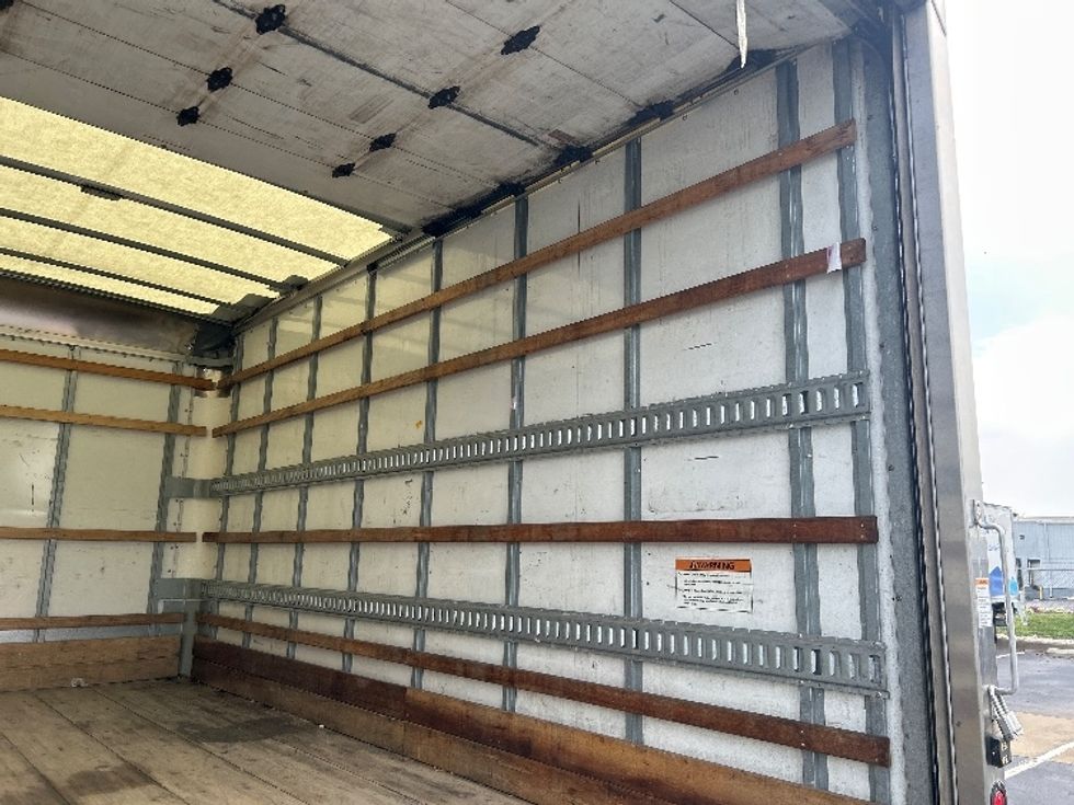 Light Duty Box Truck-Light and Medium Duty Trucks-Isuzu-2023-NPR EFI-New Castle-DE-136,599\n\t\tmiles-$ 35,750 - Image 12