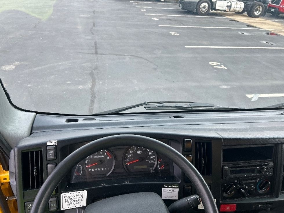 Light Duty Box Truck-Light and Medium Duty Trucks-Isuzu-2023-NPR EFI-New Castle-DE-136,599\n\t\tmiles-$ 35,750 - Image 18