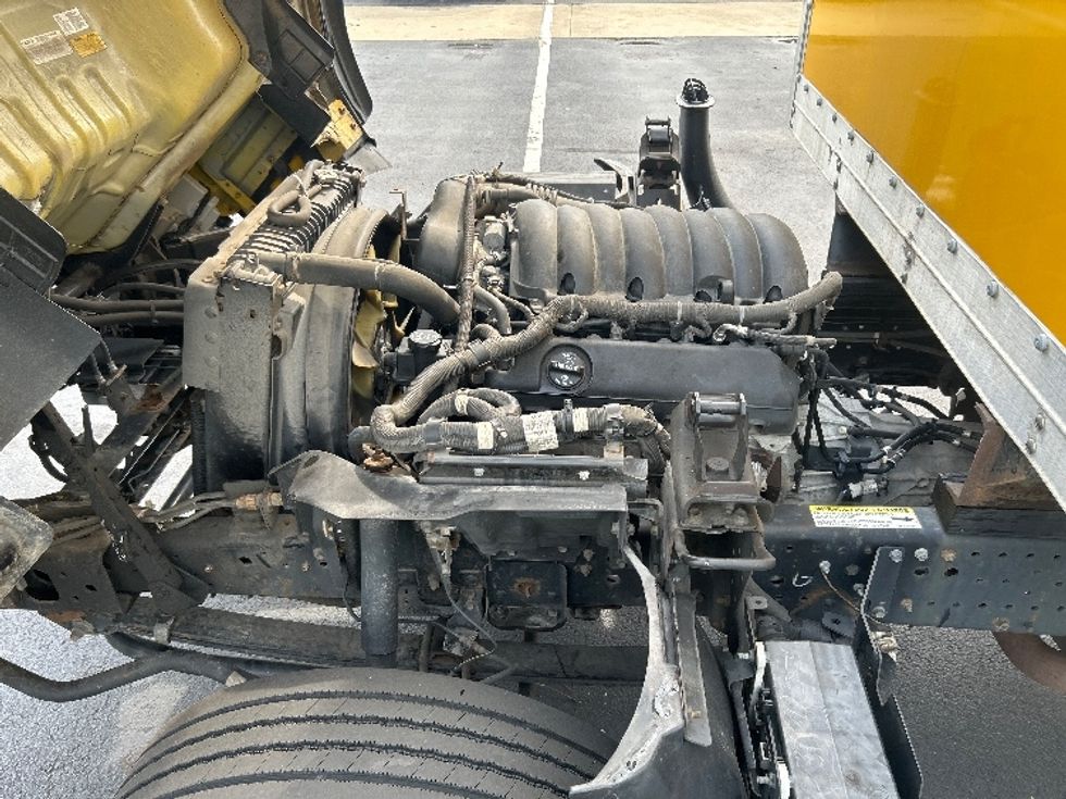 Light Duty Box Truck-Light and Medium Duty Trucks-Isuzu-2023-NPR EFI-New Castle-DE-136,599\n\t\tmiles-$ 35,750 - Image 24