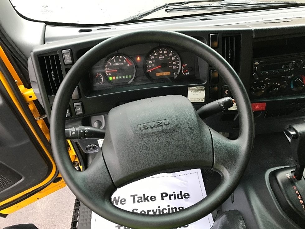 Light Duty Box Truck-Light and Medium Duty Trucks-Isuzu-2023-NPR EFI-New Castle-DE-98,754\n\t\tmiles-$ 41,250 - Image 17