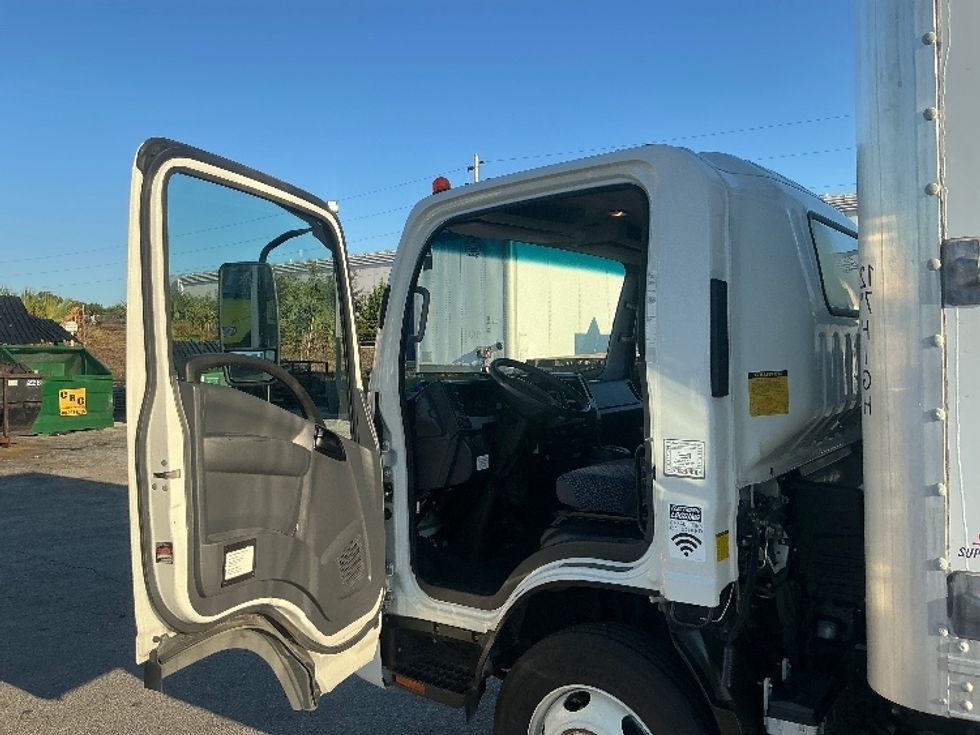 Light Duty Box Truck-Light and Medium Duty Trucks-Isuzu-2023-NPR EFI-Orlando-FL-100,894\n\t\tmiles-$ 45,500 - Image 16