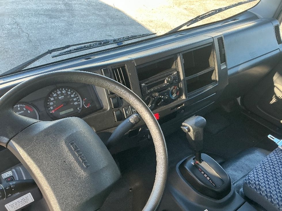 Light Duty Box Truck-Light and Medium Duty Trucks-Isuzu-2023-NPR EFI-Orlando-FL-100,894\n\t\tmiles-$ 45,500 - Image 17