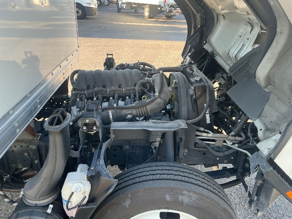 Light Duty Box Truck-Light and Medium Duty Trucks-Isuzu-2023-NPR EFI-Orlando-FL-100,894\n\t\tmiles-$ 45,500 - Image 23