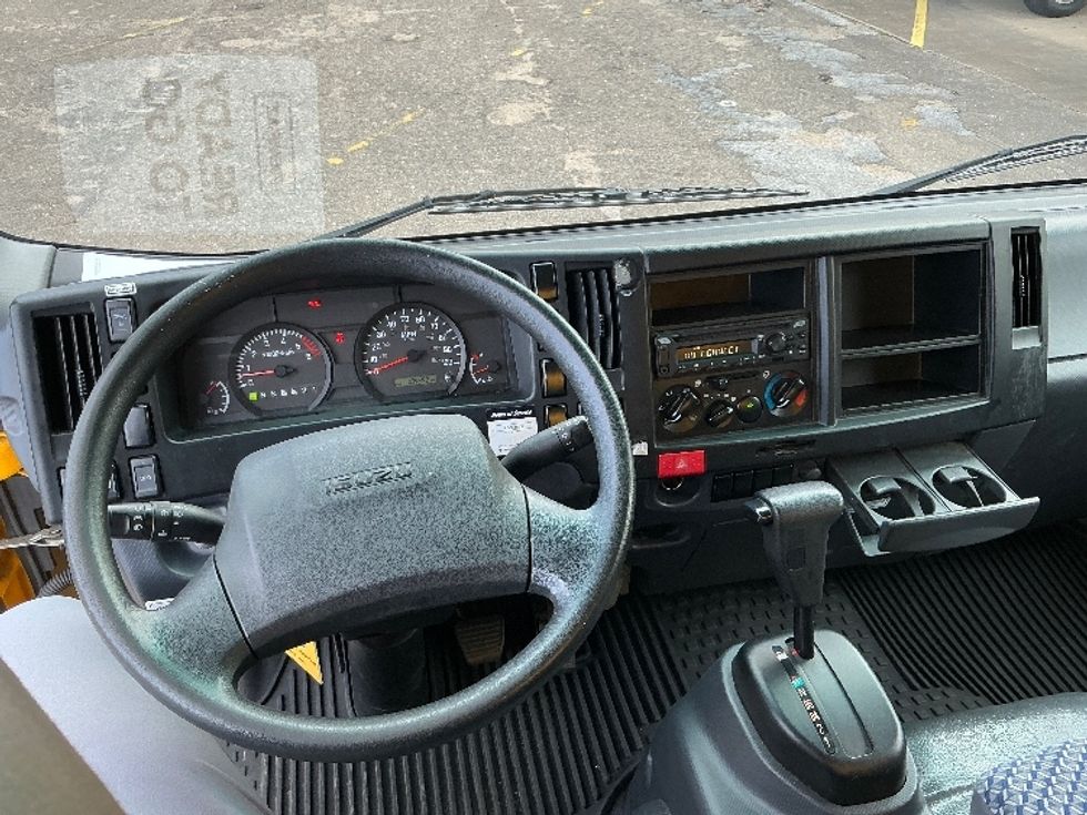 Light Duty Box Truck-Light and Medium Duty Trucks-Isuzu-2023-NPR EFI-Pensacola-FL-105,089\n\t\tmiles-$ 42,250 - Image 18