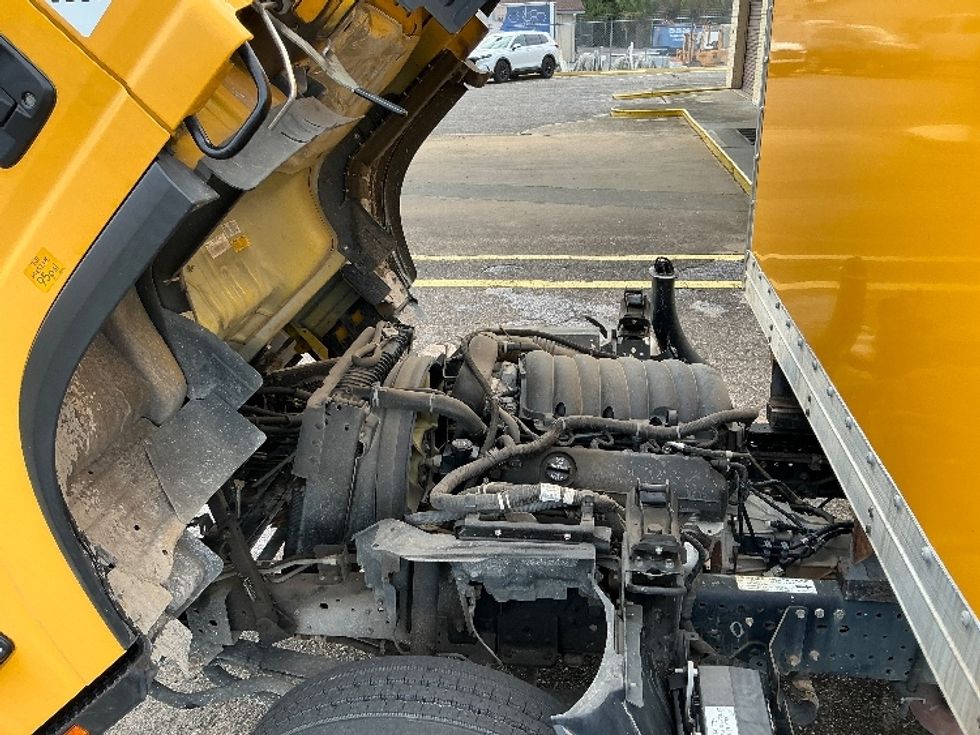 Light Duty Box Truck-Light and Medium Duty Trucks-Isuzu-2023-NPR EFI-Pensacola-FL-105,089\n\t\tmiles-$ 42,250 - Image 24