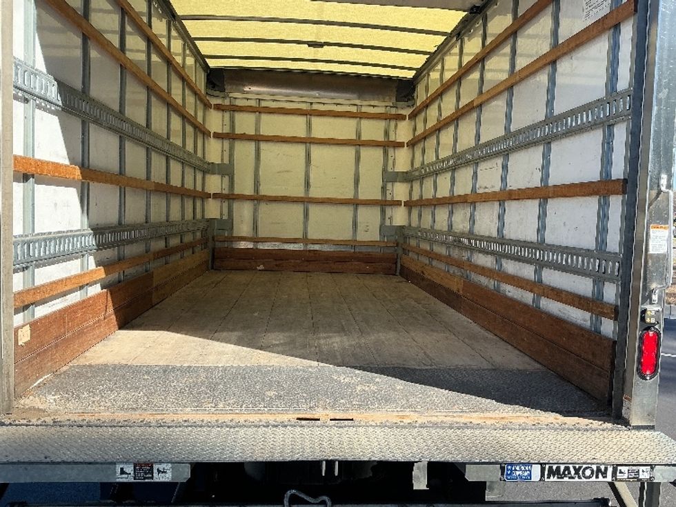 Light Duty Box Truck-Light and Medium Duty Trucks-Isuzu-2023-NPR EFI-Pensacola-FL-127,050\n\t\tmiles-$ 39,250 - Image 10