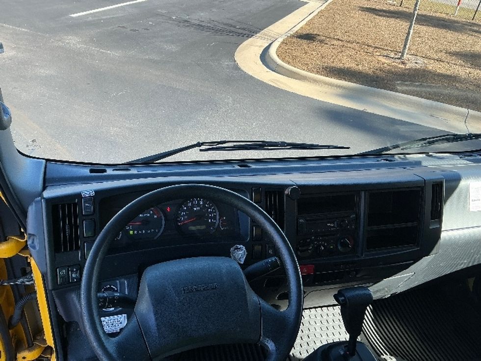 Light Duty Box Truck-Light and Medium Duty Trucks-Isuzu-2023-NPR EFI-Pensacola-FL-127,050\n\t\tmiles-$ 39,250 - Image 18