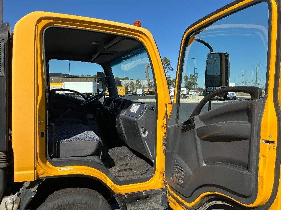 Light Duty Box Truck-Light and Medium Duty Trucks-Isuzu-2023-NPR EFI-Pensacola-FL-127,050\n\t\tmiles-$ 39,250 - Image 20