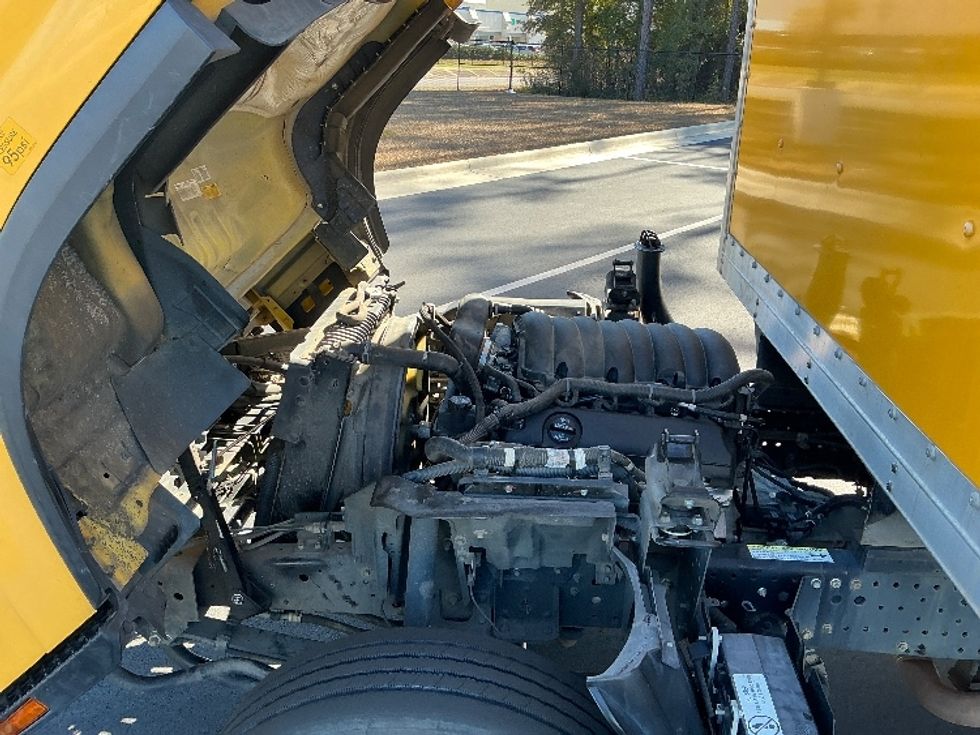 Light Duty Box Truck-Light and Medium Duty Trucks-Isuzu-2023-NPR EFI-Pensacola-FL-127,050\n\t\tmiles-$ 39,250 - Image 24