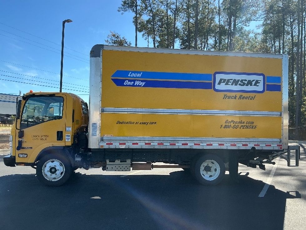 Light Duty Box Truck-Light and Medium Duty Trucks-Isuzu-2023-NPR EFI-Pensacola-FL-127,050\n\t\tmiles-$ 39,250 - Image 4