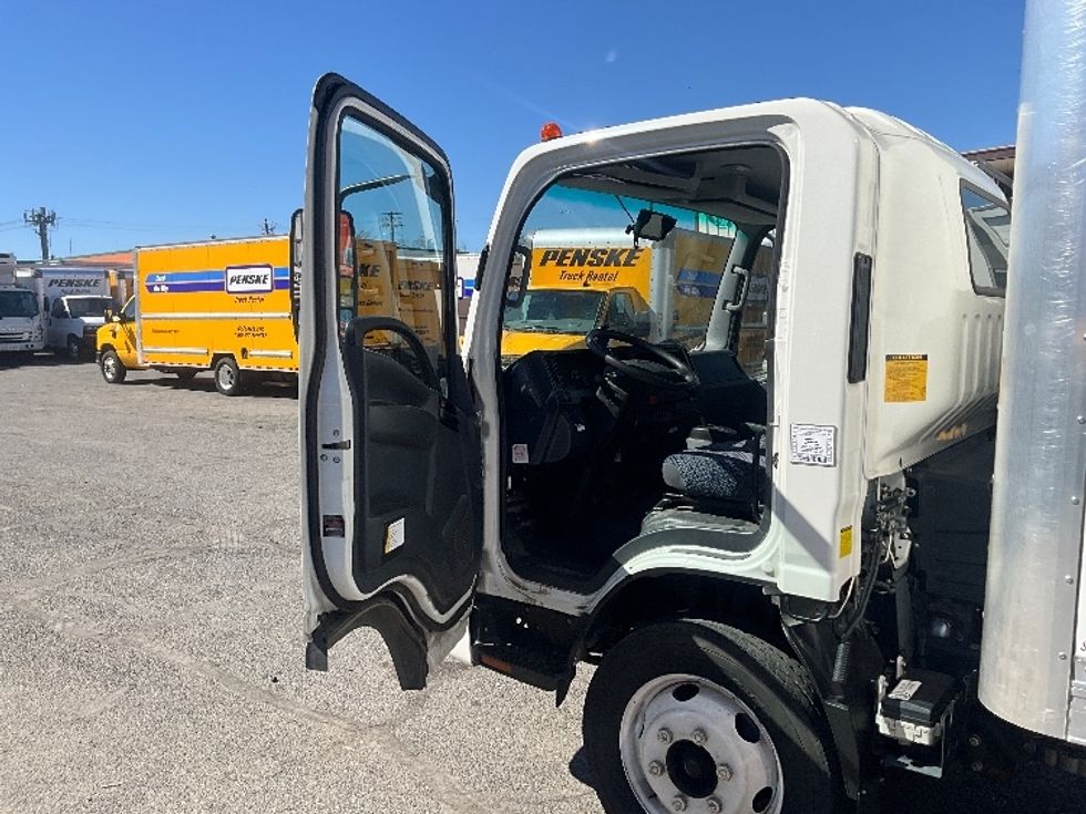 Light Duty Box Truck-Light and Medium Duty Trucks-Isuzu-2023-NPR EFI-Rockville-MD-35,752\n\t\tmiles-$ 54,000 - Image 16