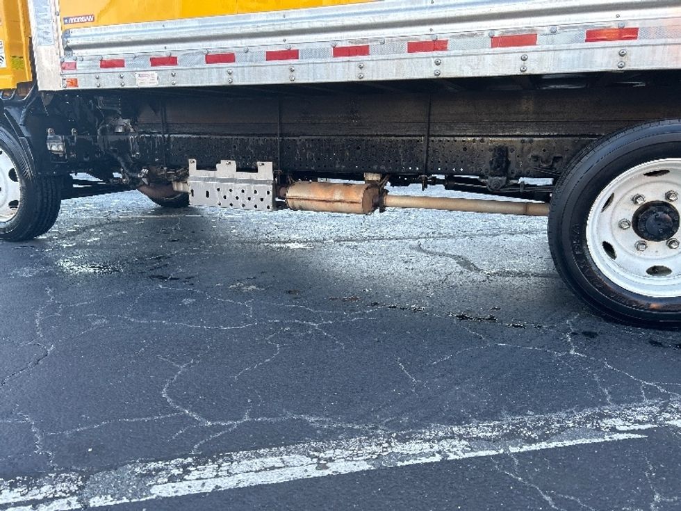 Light Duty Box Truck-Light and Medium Duty Trucks-Isuzu-2023-NPR EFI-Sandston-VA-129,854\n\t\tmiles-$ 37,250 - Image 5