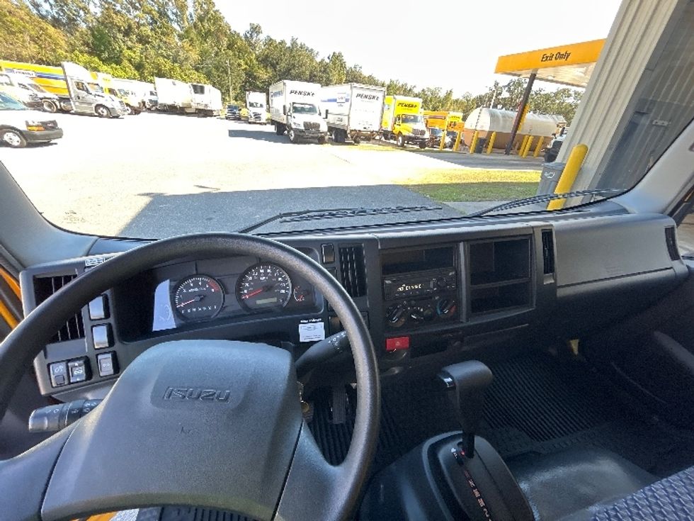 Light Duty Box Truck-Light and Medium Duty Trucks-Isuzu-2023-NPR EFI-Tallahassee-FL-112,350\n\t\tmiles-$ 41,000 - Image 17