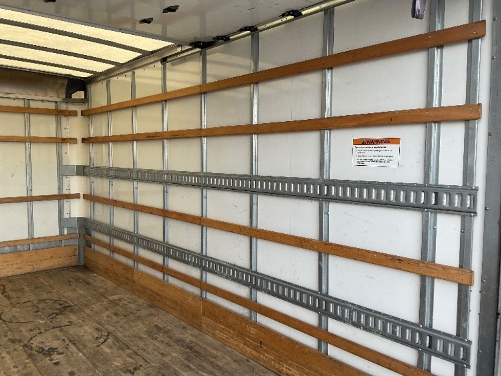 Light Duty Box Truck-Light and Medium Duty Trucks-Isuzu-2023-NPR EFI-Tampa-FL-102,309\n\t\tmiles-$ 44,500 - Image 12