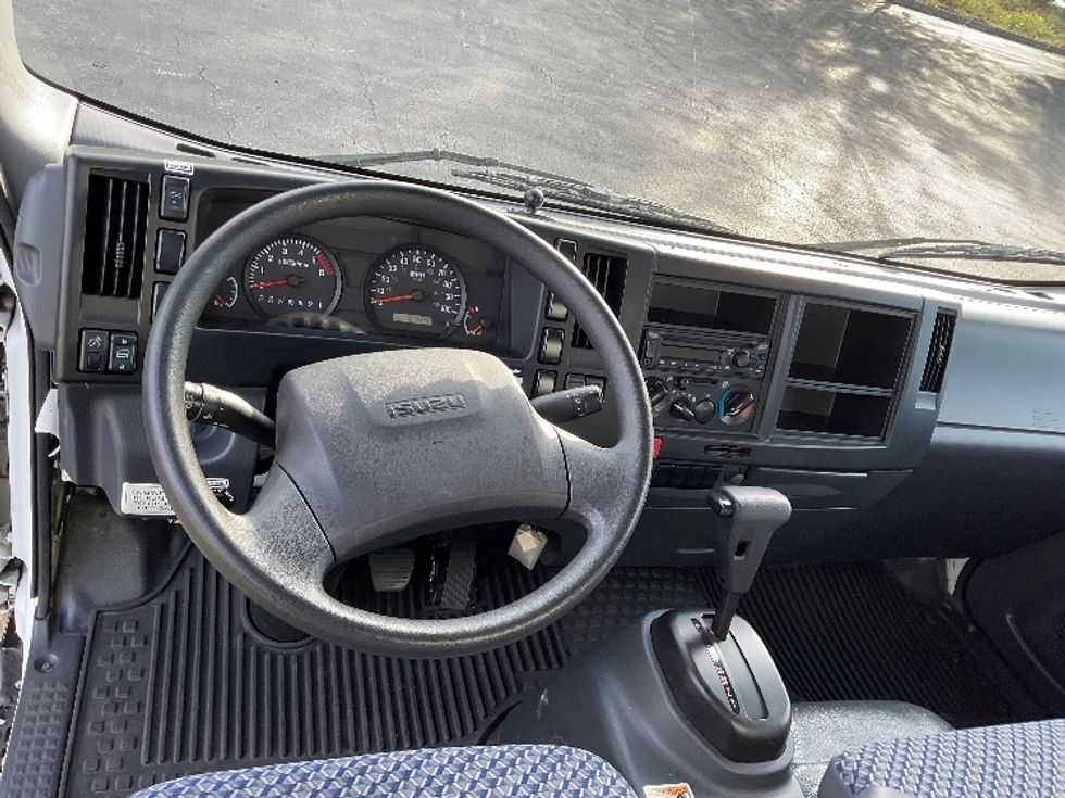 Light Duty Box Truck-Light and Medium Duty Trucks-Isuzu-2023-NPR EFI-Tampa-FL-102,309\n\t\tmiles-$ 44,500 - Image 18