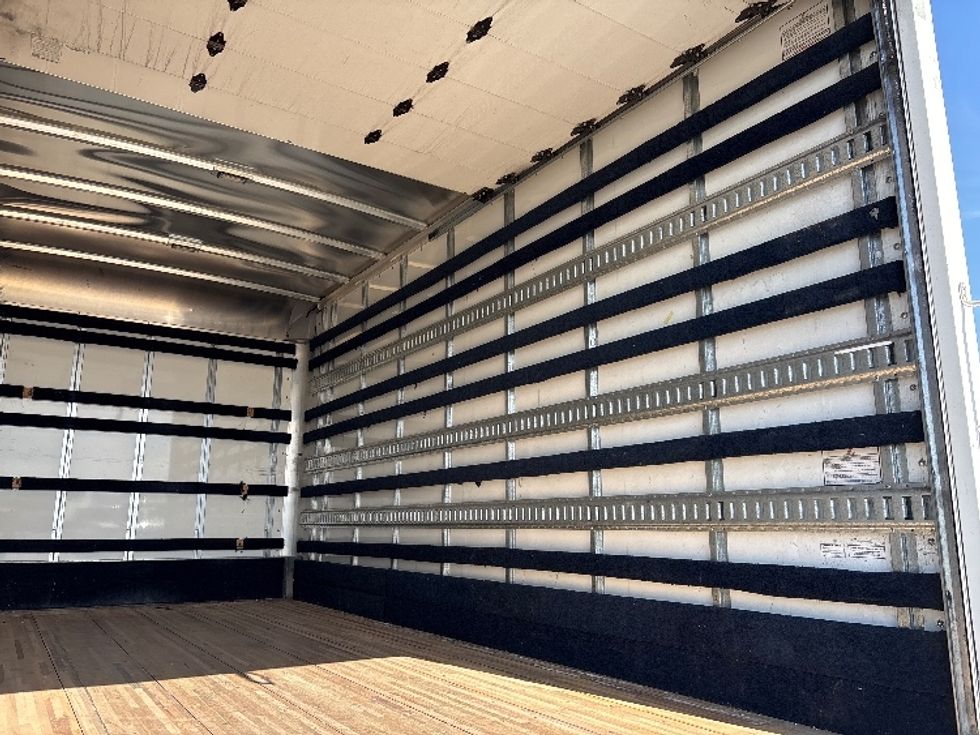 Light Duty Box Truck-Light and Medium Duty Trucks-Isuzu-2023-NPR EFI-Torrance-CA-91,446\n\t\tmiles-$ 47,000 - Image 10