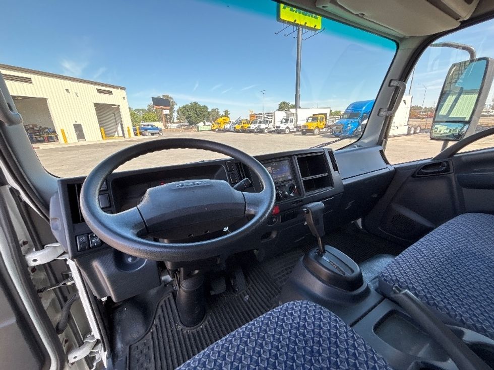 Light Duty Box Truck-Light and Medium Duty Trucks-Isuzu-2023-NPR EFI-Torrance-CA-91,446\n\t\tmiles-$ 47,000 - Image 16