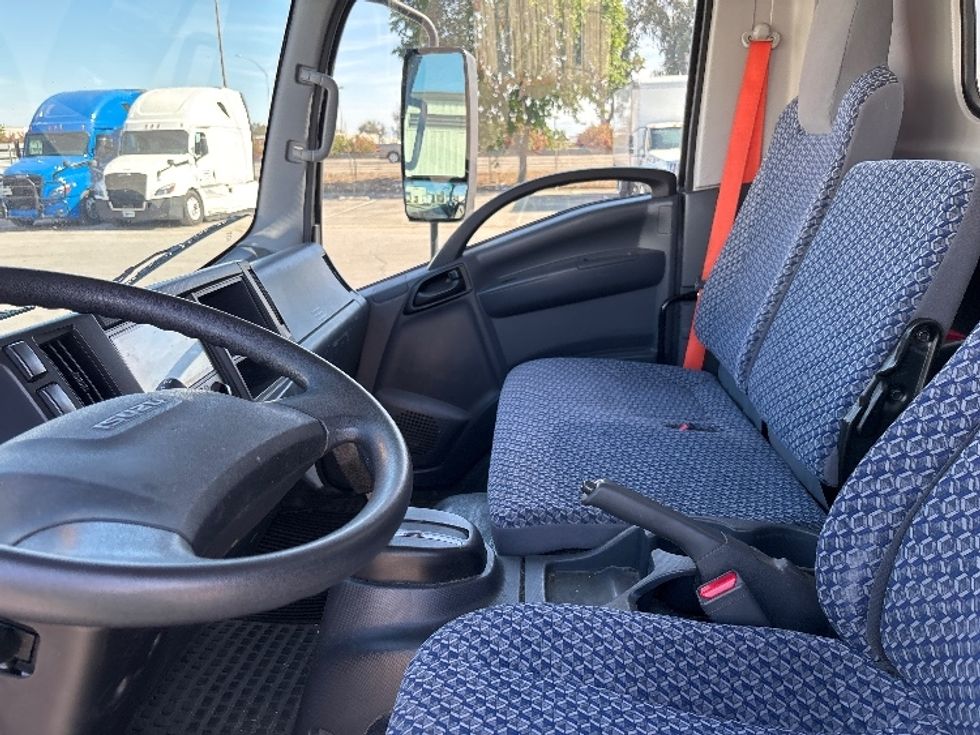 Light Duty Box Truck-Light and Medium Duty Trucks-Isuzu-2023-NPR EFI-Torrance-CA-91,446\n\t\tmiles-$ 47,000 - Image 17