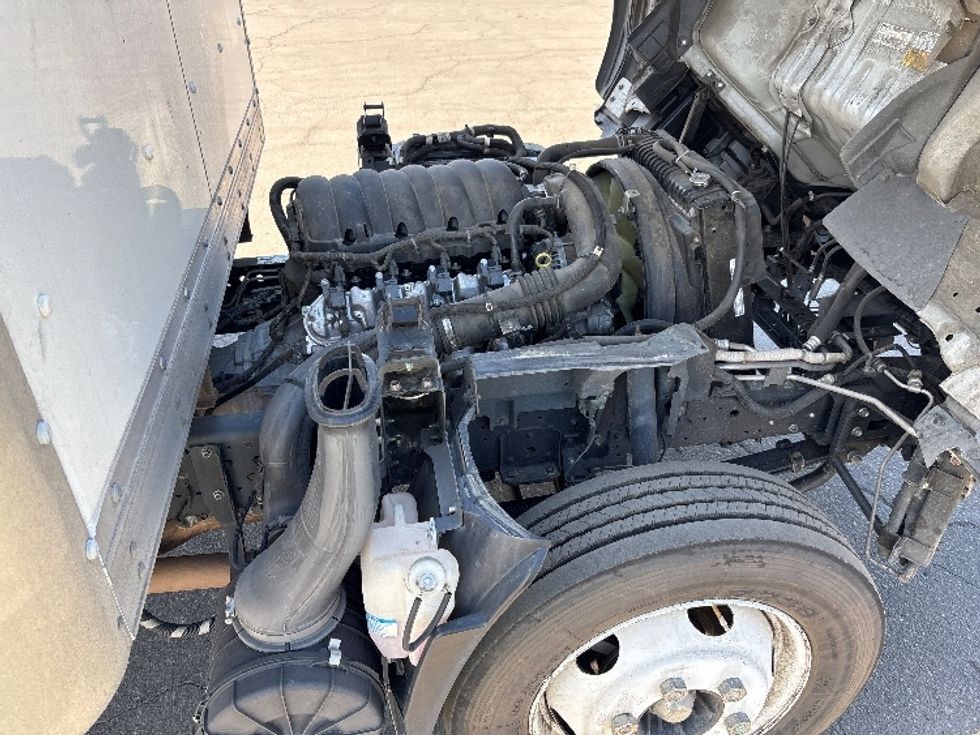 Light Duty Box Truck-Light and Medium Duty Trucks-Isuzu-2023-NPR EFI-Torrance-CA-91,446\n\t\tmiles-$ 47,000 - Image 21