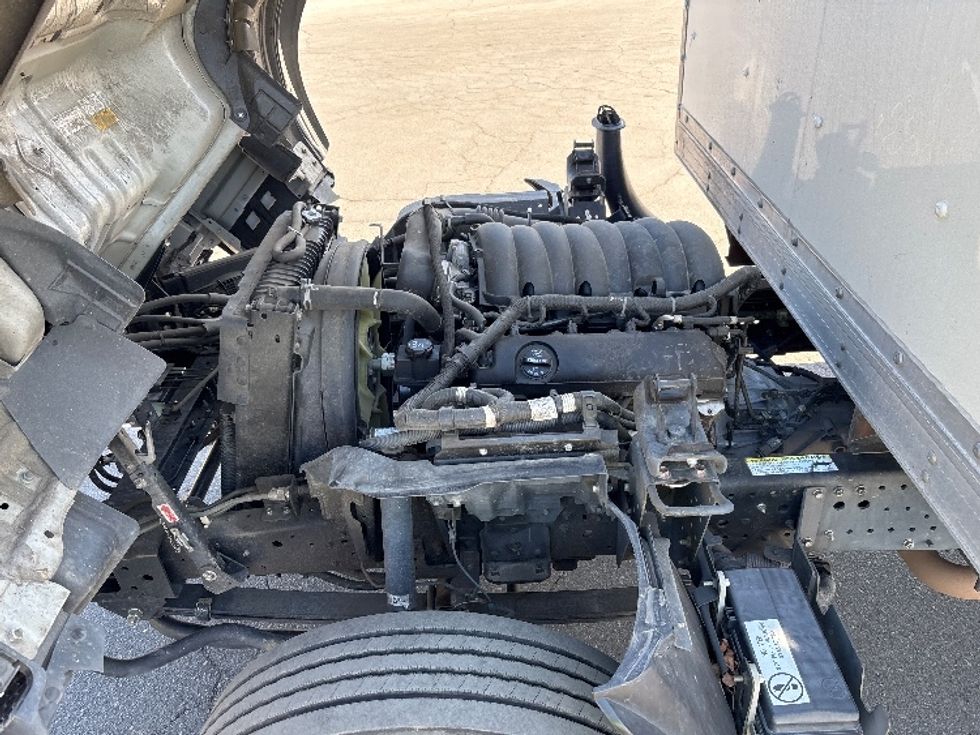 Light Duty Box Truck-Light and Medium Duty Trucks-Isuzu-2023-NPR EFI-Torrance-CA-91,446\n\t\tmiles-$ 47,000 - Image 22