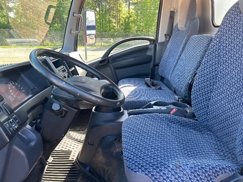 Light Duty Box Truck-Light and Medium Duty Trucks-Isuzu-2023-NPR EFI-Tyler-TX-42,882\n\t\tmiles-$ 51,250 - Image 18