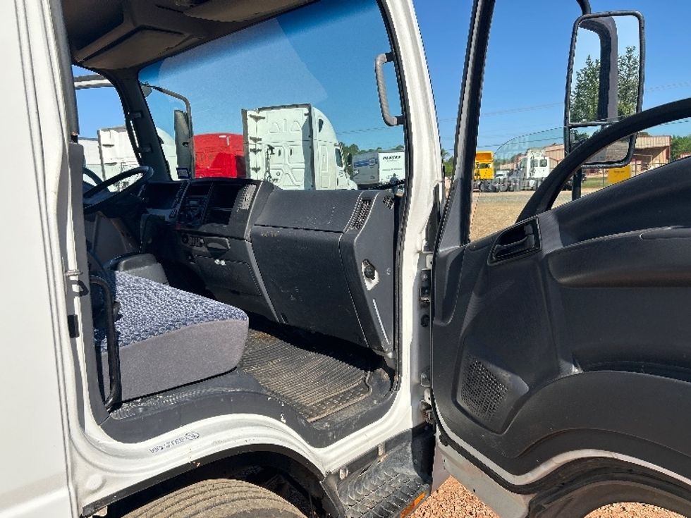 Light Duty Box Truck-Light and Medium Duty Trucks-Isuzu-2023-NPR EFI-Tyler-TX-42,882\n\t\tmiles-$ 51,250 - Image 19