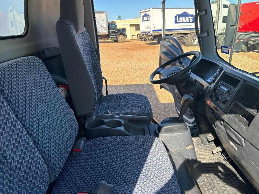 Light Duty Box Truck-Light and Medium Duty Trucks-Isuzu-2023-NPR EFI-Tyler-TX-42,882\n\t\tmiles-$ 51,250 - Image 21