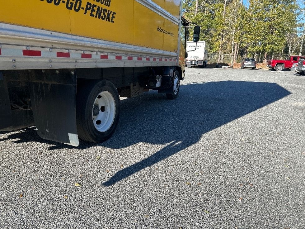 Light Duty Box Truck-Light and Medium Duty Trucks-Isuzu-2023-NPR EFI-Valdosta-GA-140,125\n\t\tmiles-$ 35,250 - Image 14
