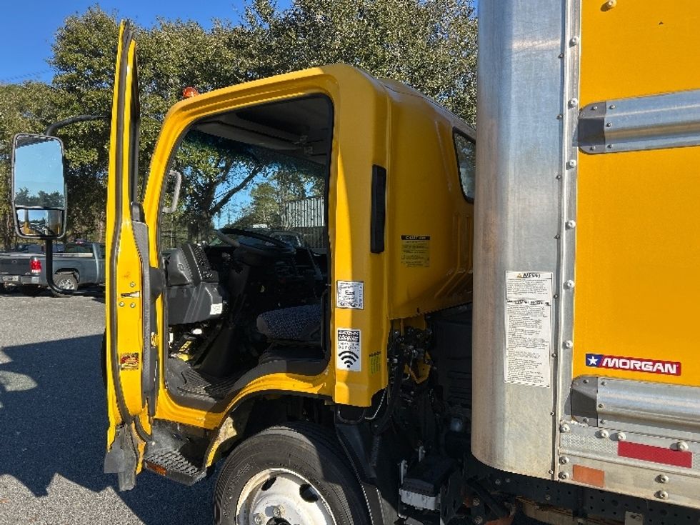 Light Duty Box Truck-Light and Medium Duty Trucks-Isuzu-2023-NPR EFI-Valdosta-GA-140,125\n\t\tmiles-$ 35,250 - Image 16