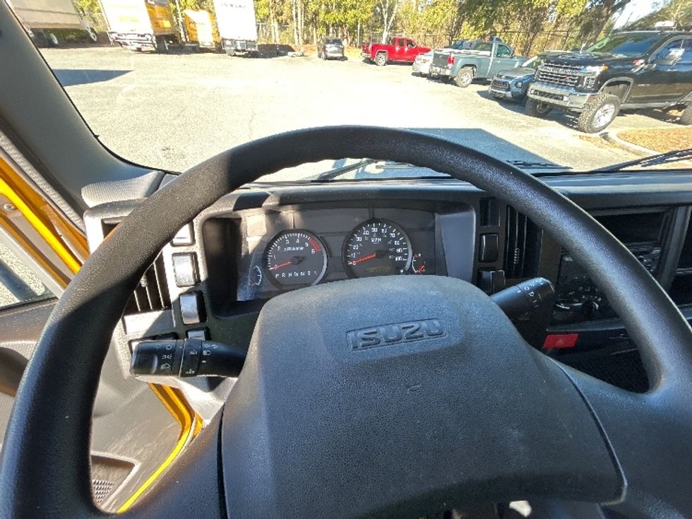 Light Duty Box Truck-Light and Medium Duty Trucks-Isuzu-2023-NPR EFI-Valdosta-GA-140,125\n\t\tmiles-$ 35,250 - Image 18