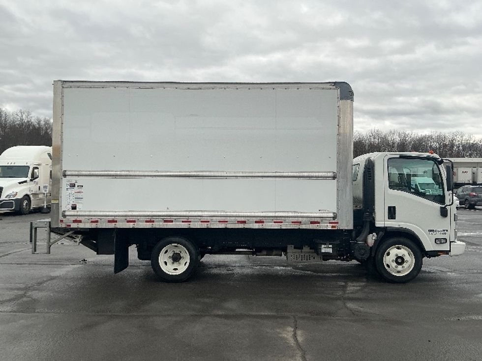 Light Duty Box Truck-Light and Medium Duty Trucks-Isuzu-2023-NPR EFI-Wilkes Barre-PA-103,426\n\t\tmiles-$ 44,500 - Image 15