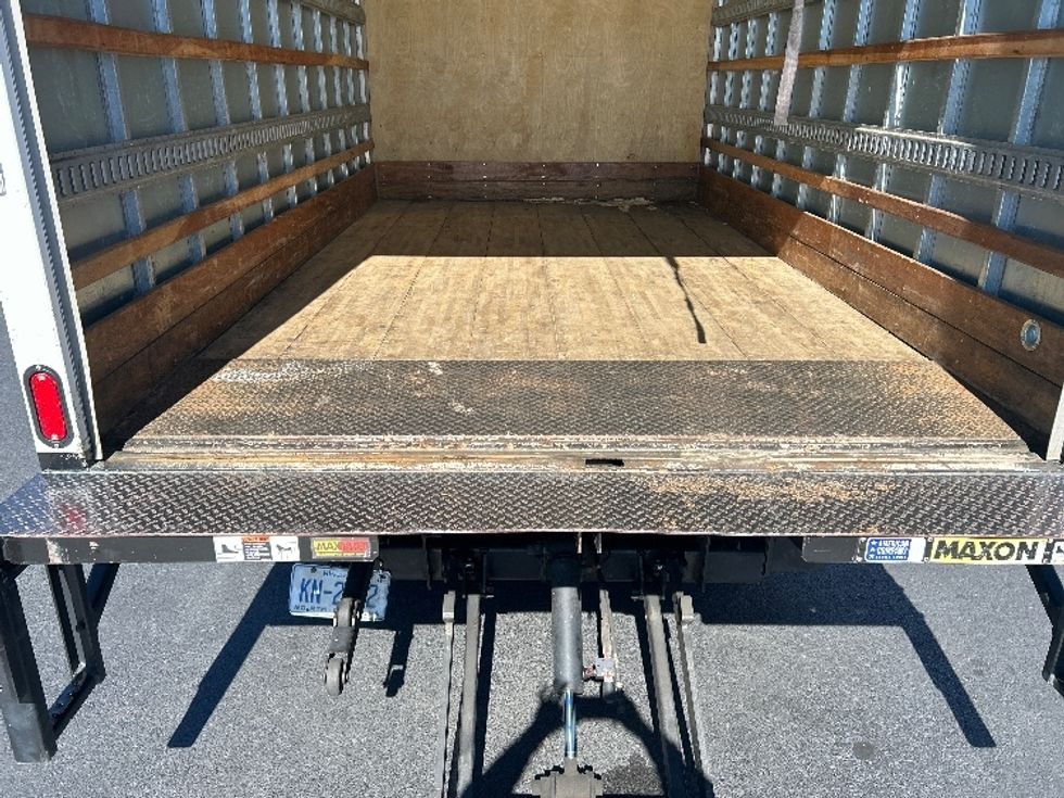 Light Duty Box Truck-Light and Medium Duty Trucks-Isuzu-2023-NPR-Greensboro-NC-177,548\n\t\tmiles-$ 37,500 - Image 10