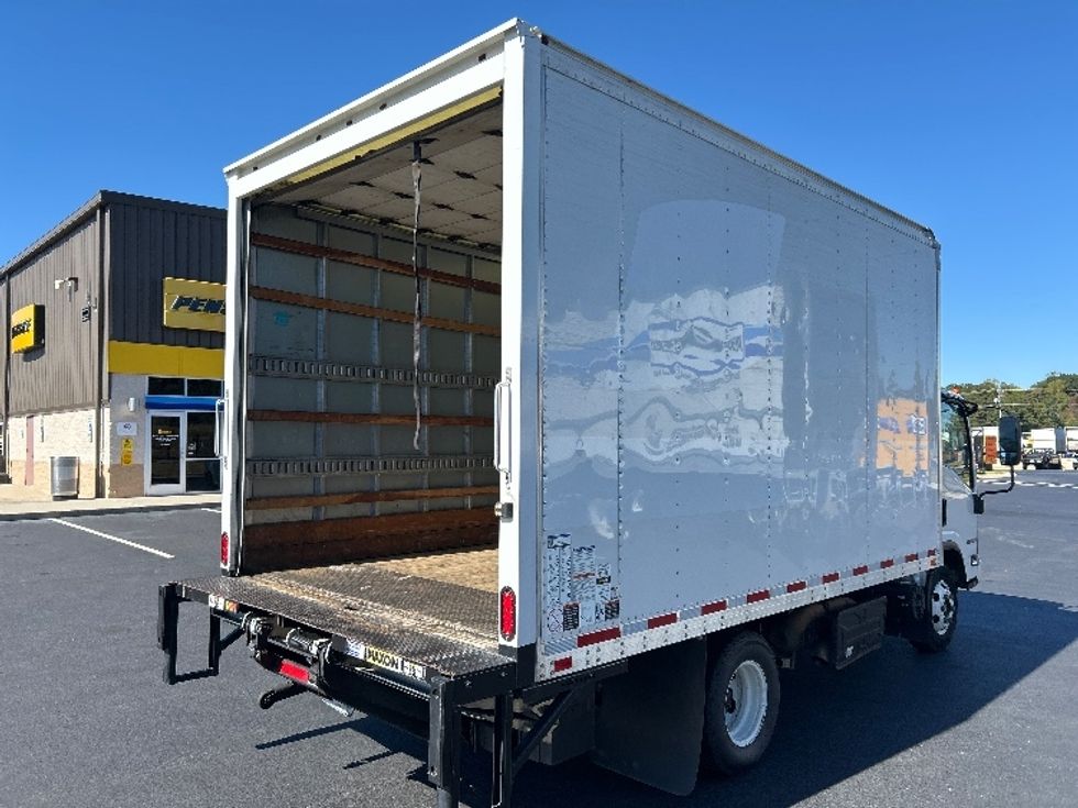 Light Duty Box Truck-Light and Medium Duty Trucks-Isuzu-2023-NPR-Greensboro-NC-177,548\n\t\tmiles-$ 37,500 - Image 13