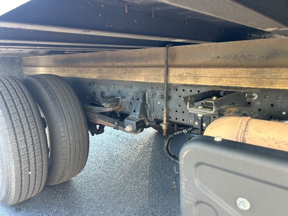 Light Duty Box Truck-Light and Medium Duty Trucks-Isuzu-2023-NPR-Greensboro-NC-177,548\n\t\tmiles-$ 37,500 - Image 14