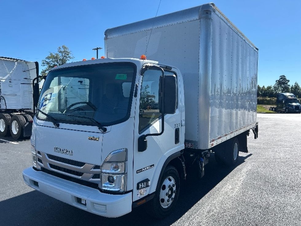 Light Duty Box Truck-Light and Medium Duty Trucks-Isuzu-2023-NPR-Greensboro-NC-177,548\n\t\tmiles-$ 37,500 - Image 3