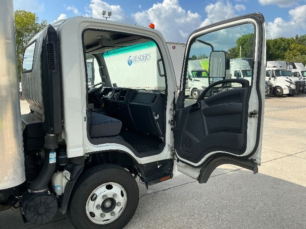 Light Duty Box Truck-Light and Medium Duty Trucks-Isuzu-2023-NPR-Hammond-LA-102,641\n\t\tmiles-$ 51,000 - Image 20