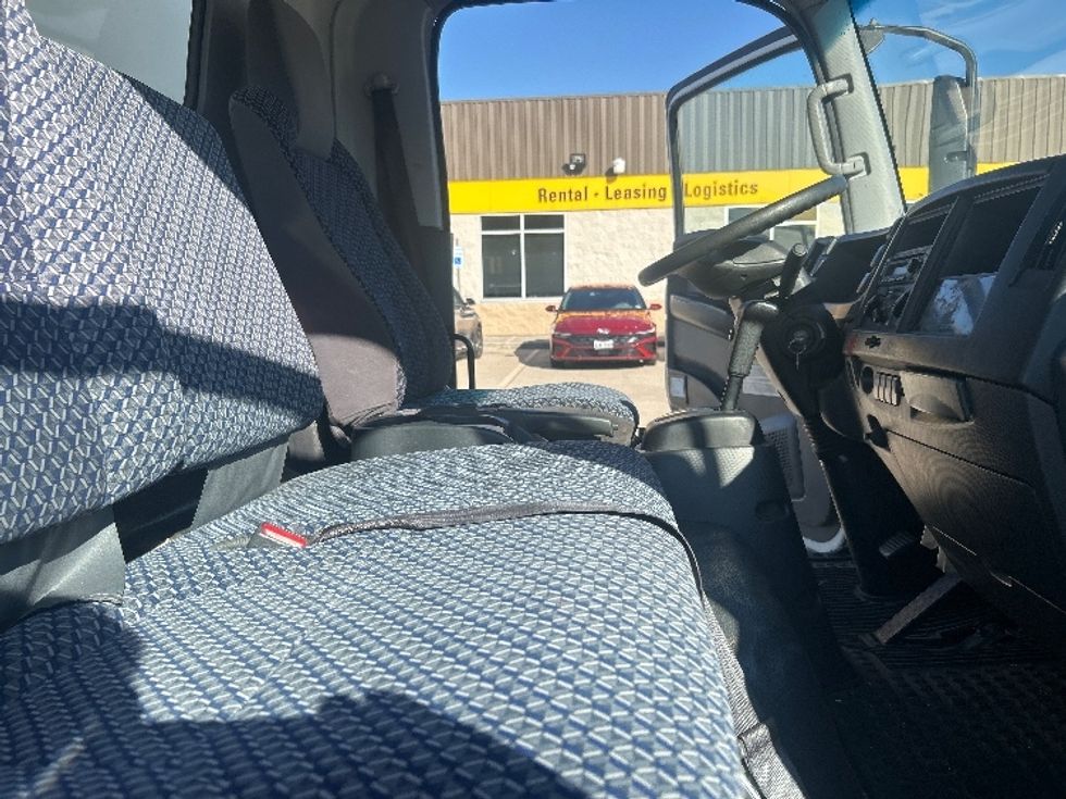 Light Duty Box Truck-Light and Medium Duty Trucks-Isuzu-2023-NPR-Houston-TX-125,255\n\t\tmiles-$ 46,750 - Image 22