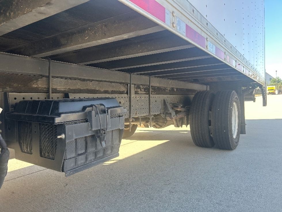 Light Duty Box Truck-Light and Medium Duty Trucks-Isuzu-2023-NPR-Houston-TX-125,255\n\t\tmiles-$ 46,750 - Image 5