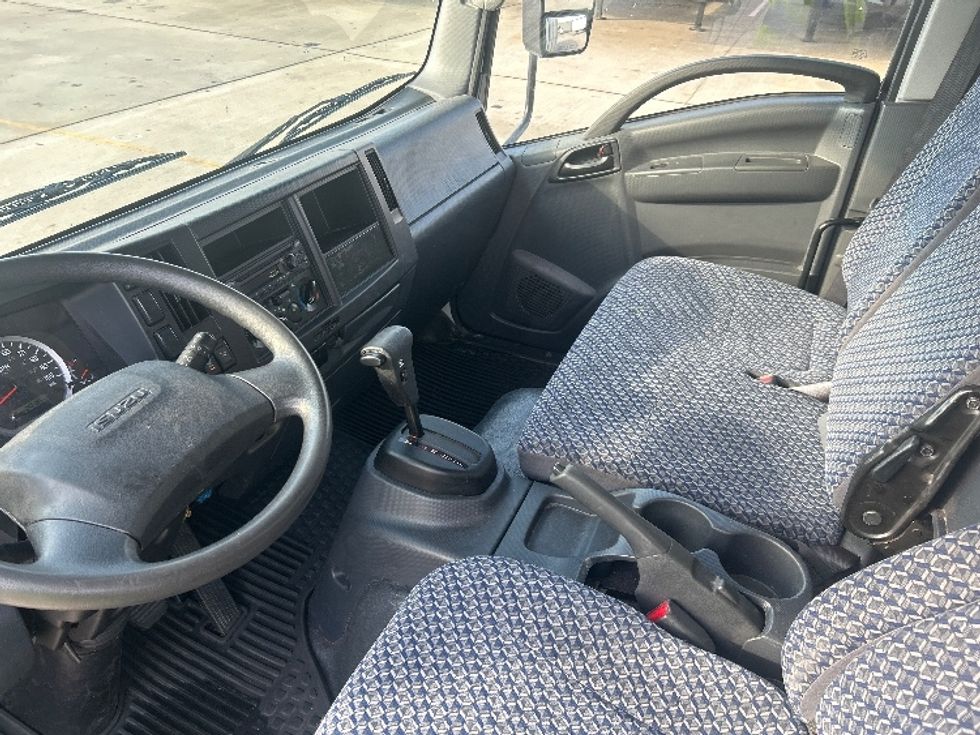 Light Duty Box Truck-Light and Medium Duty Trucks-Isuzu-2023-NPR-Houston-TX-132,796\n\t\tmiles-$ 44,000 - Image 18