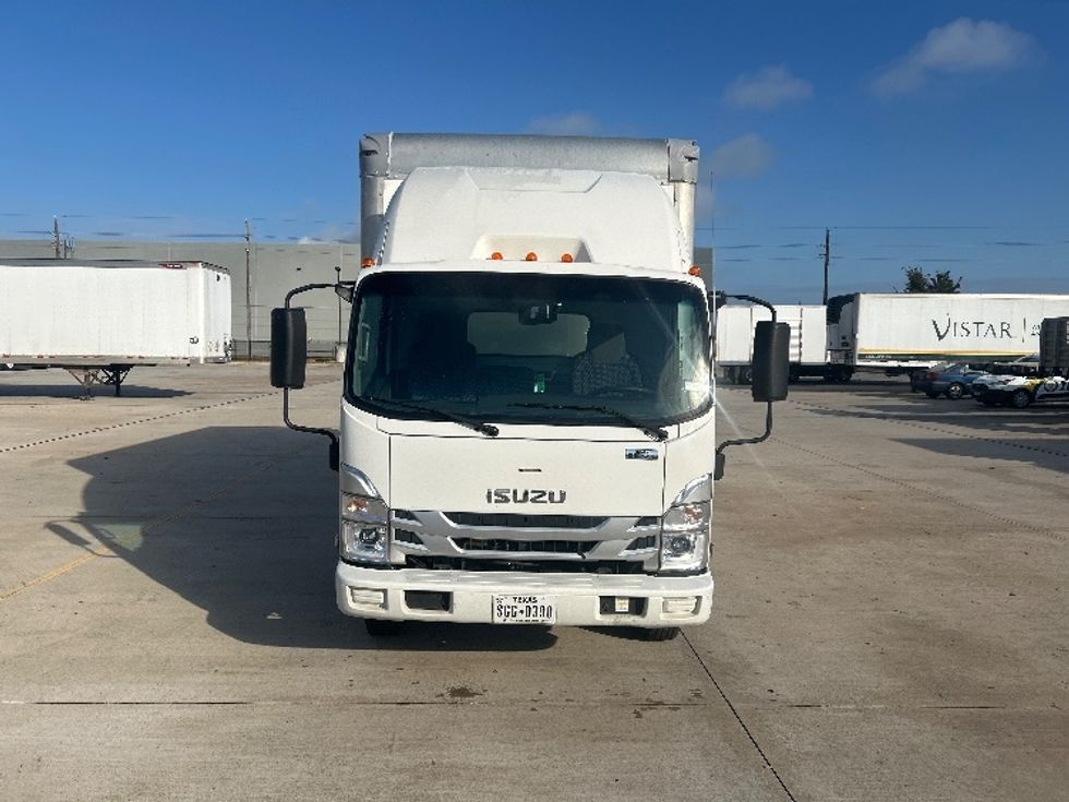 Light Duty Box Truck-Light and Medium Duty Trucks-Isuzu-2023-NPR-Houston-TX-132,796\n\t\tmiles-$ 44,000 - Image 2