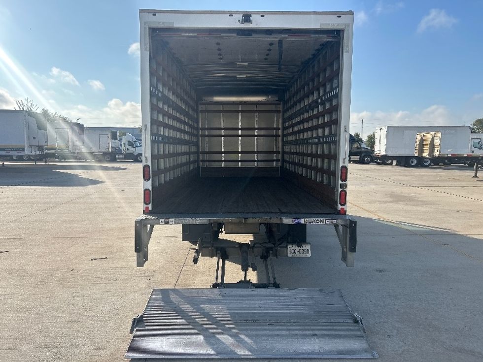 Light Duty Box Truck-Light and Medium Duty Trucks-Isuzu-2023-NPR-Houston-TX-132,796\n\t\tmiles-$ 44,000 - Image 9