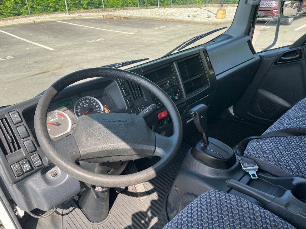 Light Duty Box Truck-Light and Medium Duty Trucks-Isuzu-2023-NPR-King Of Prussia-PA-129,182\n\t\tmiles-$ 44,250 - Image 17