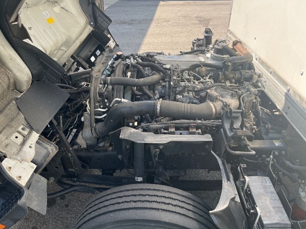 Light Duty Box Truck-Light and Medium Duty Trucks-Isuzu-2023-NPR-King Of Prussia-PA-129,182\n\t\tmiles-$ 44,250 - Image 24