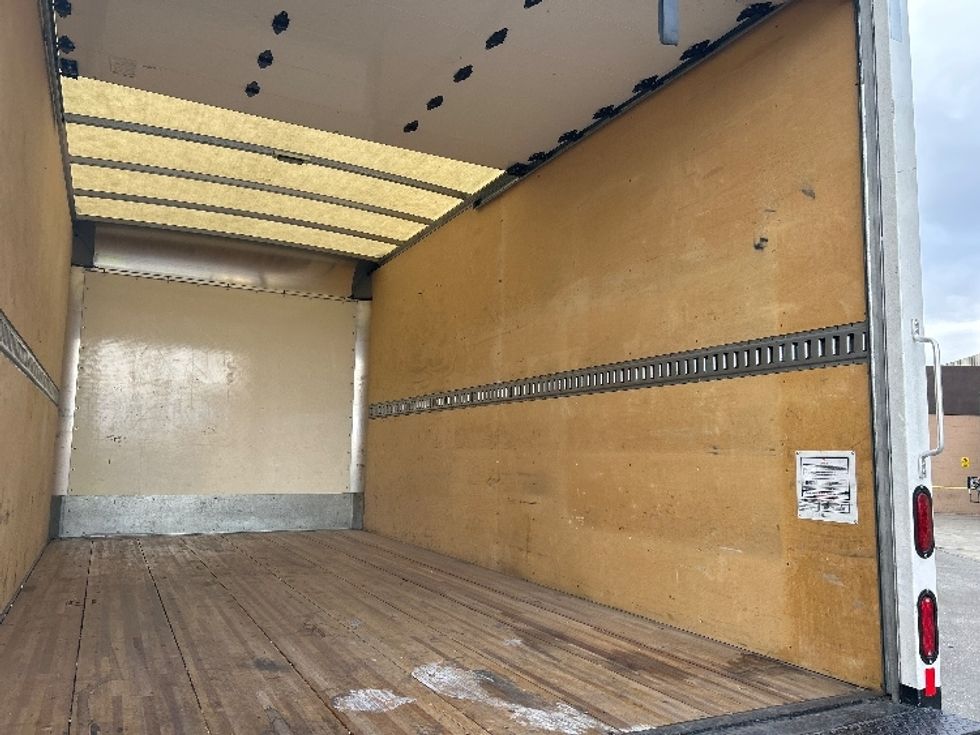 Light Duty Box Truck-Light and Medium Duty Trucks-Isuzu-2023-NPR-Las Vegas-NV-12,751\n\t\tmiles-$ 60,750 - Image 11