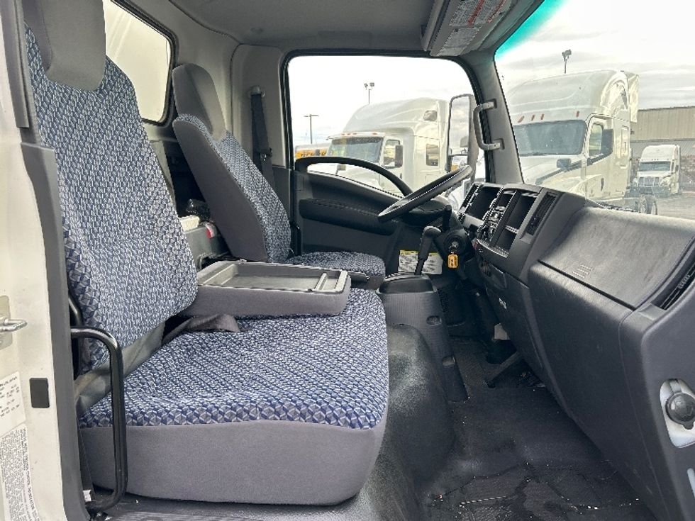 Light Duty Box Truck-Light and Medium Duty Trucks-Isuzu-2023-NPR-Las Vegas-NV-12,751\n\t\tmiles-$ 60,750 - Image 21