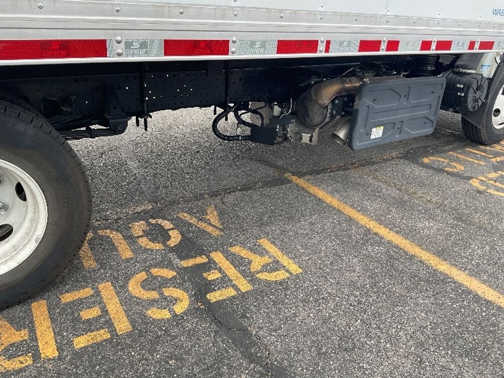 Light Duty Box Truck-Light and Medium Duty Trucks-Isuzu-2023-NPR-Las Vegas-NV-20,185\n\t\tmiles-$ 61,750 - Image 13