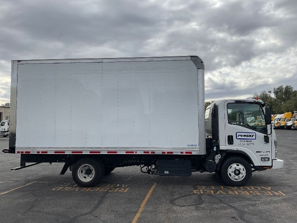 Light Duty Box Truck-Light and Medium Duty Trucks-Isuzu-2023-NPR-Las Vegas-NV-20,185\n\t\tmiles-$ 61,750 - Image 14