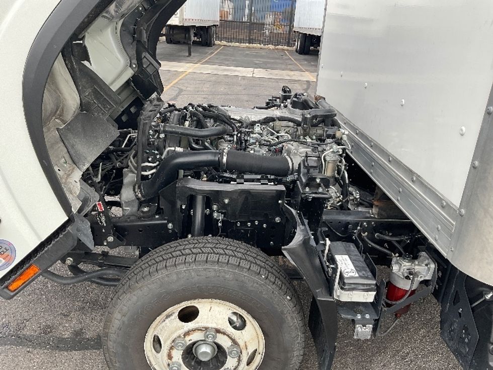 Light Duty Box Truck-Light and Medium Duty Trucks-Isuzu-2023-NPR-Las Vegas-NV-20,185\n\t\tmiles-$ 61,750 - Image 23